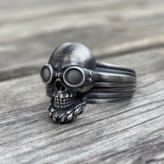 SteamPunk Totenkopfring (Silber)