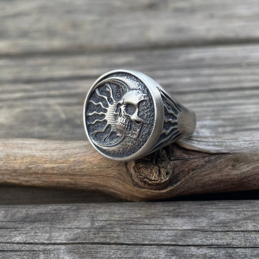 Bague Tête de Mort gravée (Argent)