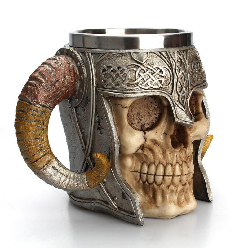 Tasse crane viking de coté