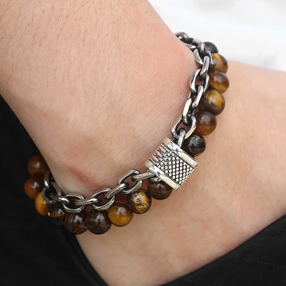 Bracelet Perles Ragnar au poignet