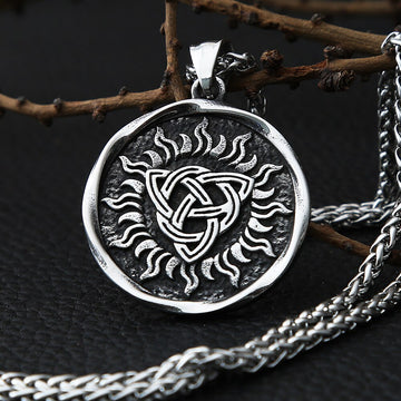 Trinity Knot Viking Chain