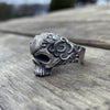 Weiblicher Totenkopfring (Silber)